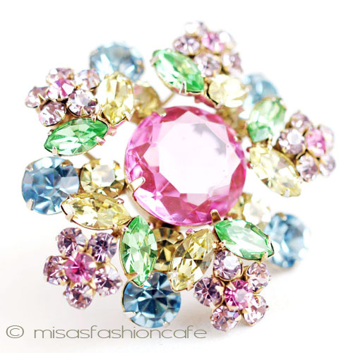 （画像用） Regency　リージェンシー クリスタル花　ブローチ