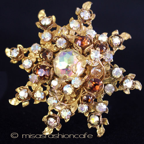 （画像用） DeMario NY　花ブローチ