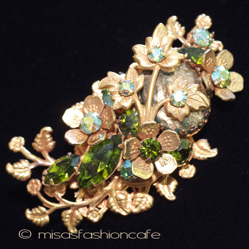 Regency　リージェンシー バロックパール花ブローチ - ウインドウを閉じる