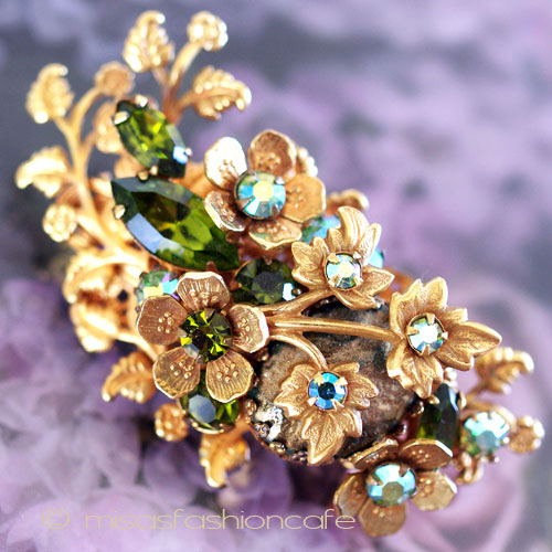 （画像用） Regency　リージェンシー バロックパール花ブローチ