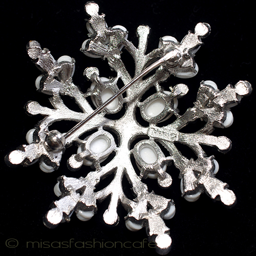 （画像用） Trifari　 トリファリ フローラル　ブローチ　