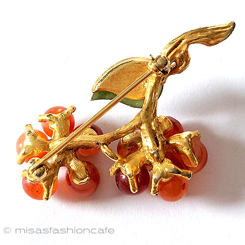 （画像用） SWOBODA刻印スワボダ 天然石・翡翠の花ブローチ