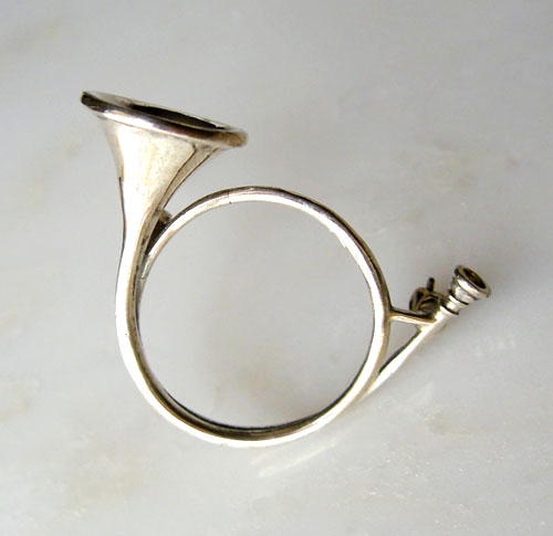 （画像用） SterｌingSilver 銀製 トランペット ブローチ