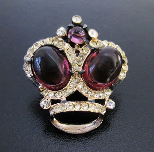 （画像用） クラウン　ブローチ