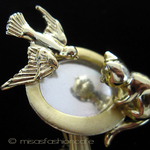 （画像用） 猫＆鳥ミラーブローチ