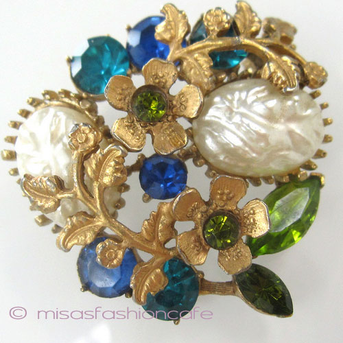 （画像用） バロックパール花ブローチ