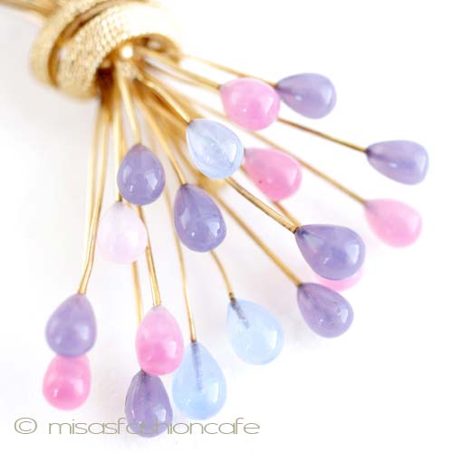 （画像用） Ｃｏｒｏｃｒａｆｔ　ブローチ 　アートガラス・リボン