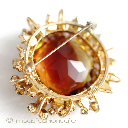 （画像用） クリスタル　ブローチ