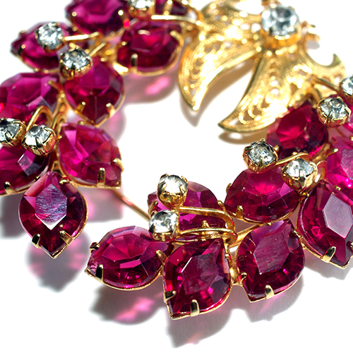 （画像用） オーストリア製ブローチ クリスタルのリース