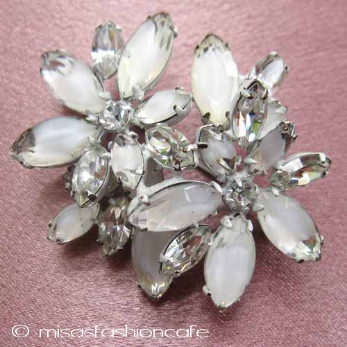 （画像用） Regencyリージェンシー 花クリスタル ブローチ