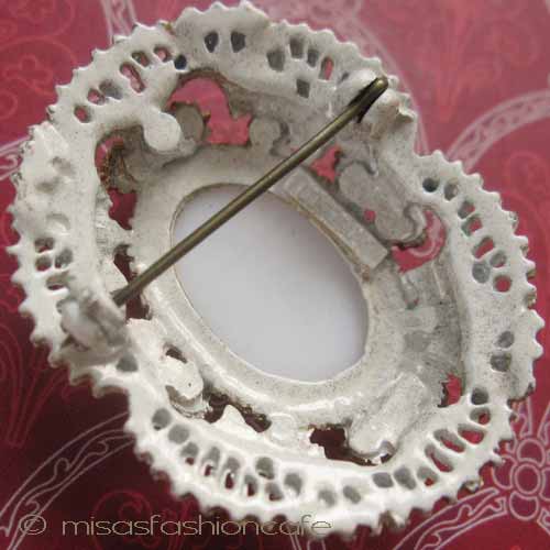 （画像用） Florenza刻印ブローチ