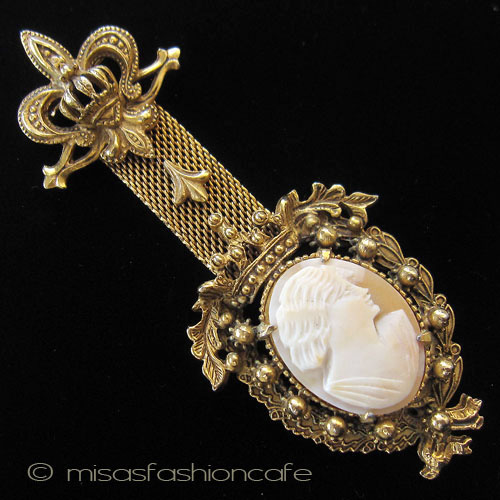 （画像用） Florenza　フロレンザ シェルカメオ　ブローチ