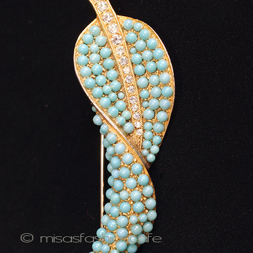 （画像用） Hattie Carnegie刻印 カーネギー　ブローチ