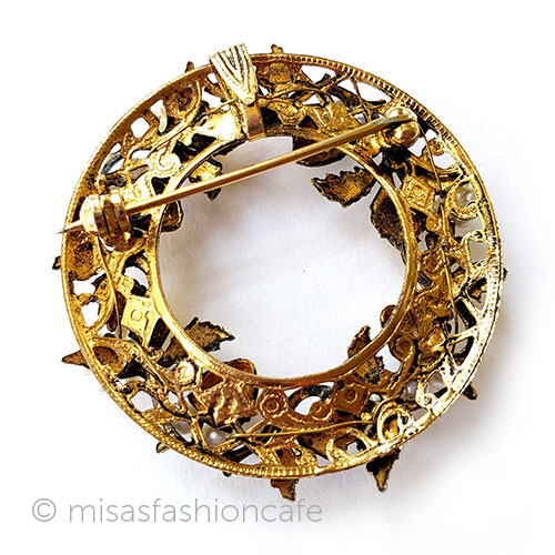 （画像用） パール花＆いちごリース ブローチ兼ペンダント