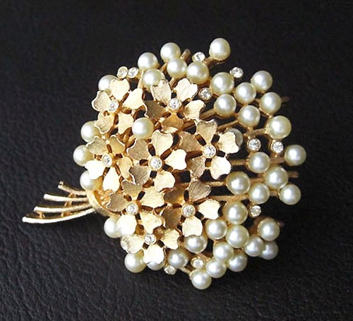 （画像用） B.S.K　ブローチ