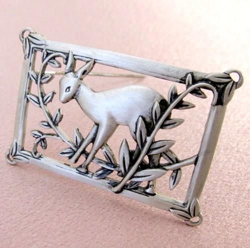 （画像用） スターリングシルバー Coro　鹿　ブローチ