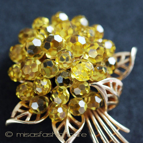 （画像用） Trifari　 トリファリ アジサイの花ブローチ