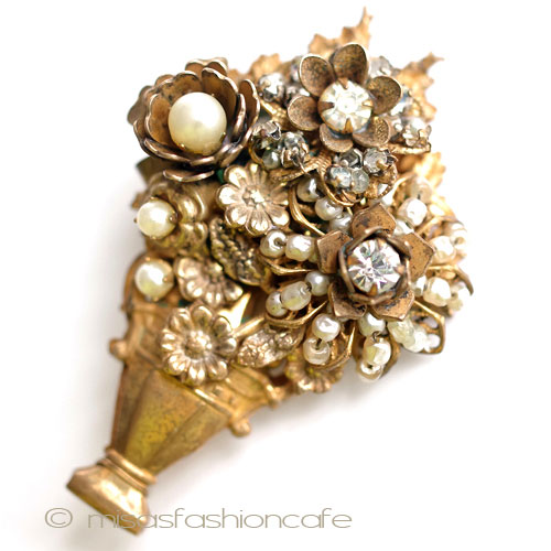 （画像用） ミリアムハスケル　 Haskell　ブローチ