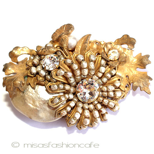 （画像用） ミリアムハスケル バロックパール花ブローチ