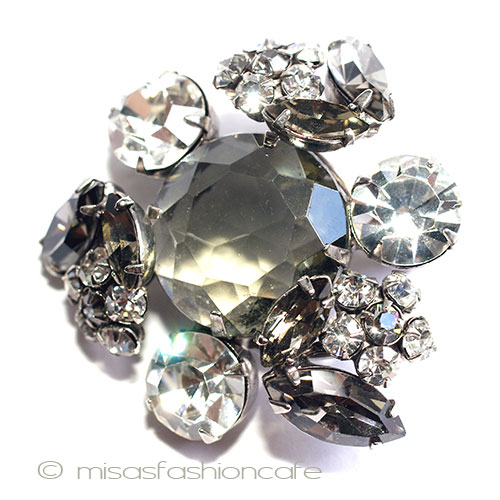 （画像用） Regency　リージェンシー クリスタル花　ブローチ