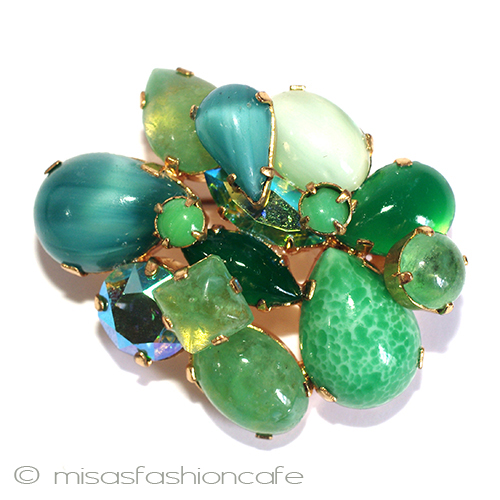 （画像用） Ａｕｓｔｒｉａ　オーストリア ガラスブローチ