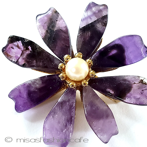 （画像用） 真珠・天然石のお花 アンティークブローチ