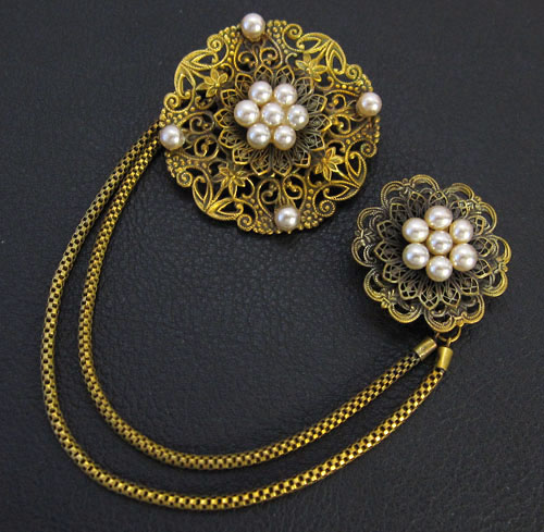 （画像用） Coroパール花ブローチ