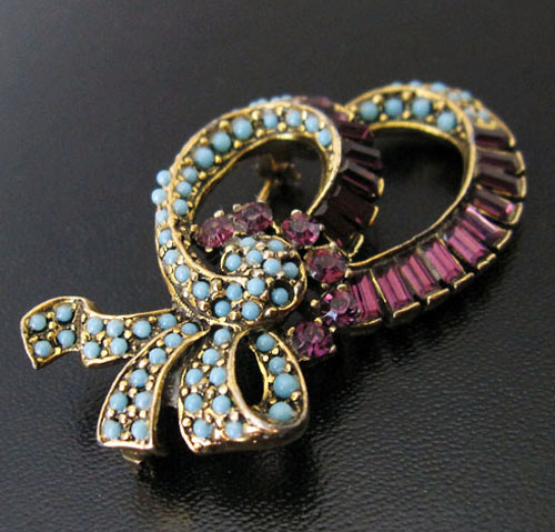 （画像用） アンティーク 　りぼんブローチ