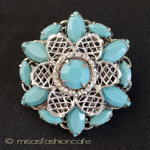 （画像用） ターコイズ花ブローチ