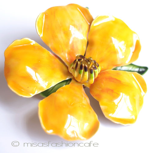 （画像用） Original by Robert ハイビスカスの花ブローチ