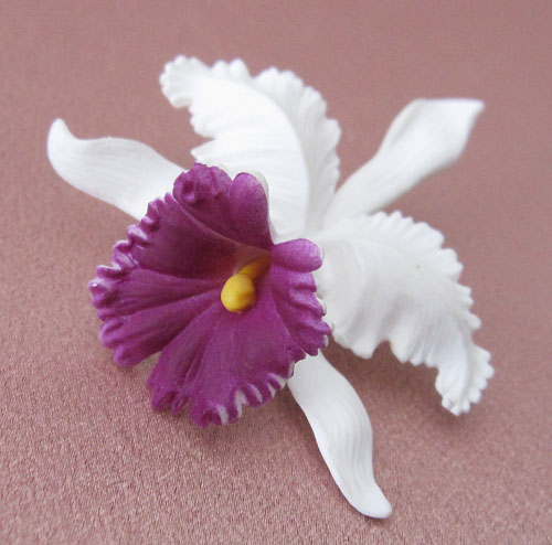 （画像用） アヤメのお花ブローチ