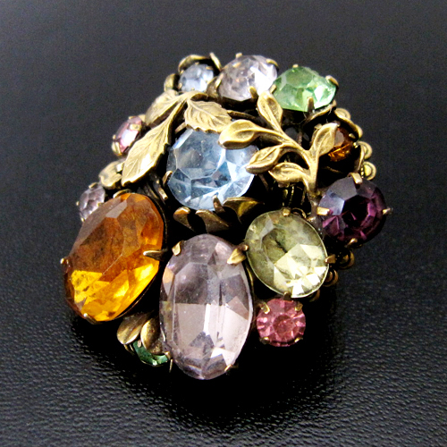 （画像用） Coroコロ　ブローチ