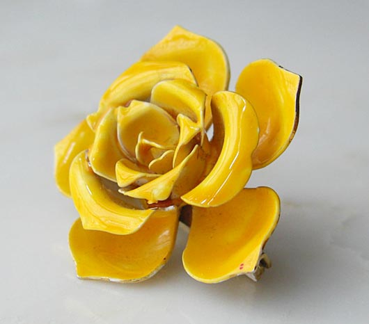 （画像用） Original By Robert イエローローズ ブローチ