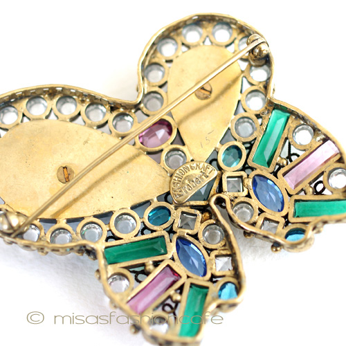 （画像用） Robertグラス　ブローチ