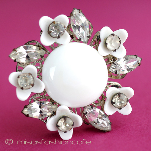 （画像用） ミリアムハスケル刻印 1948年の花ブローチ