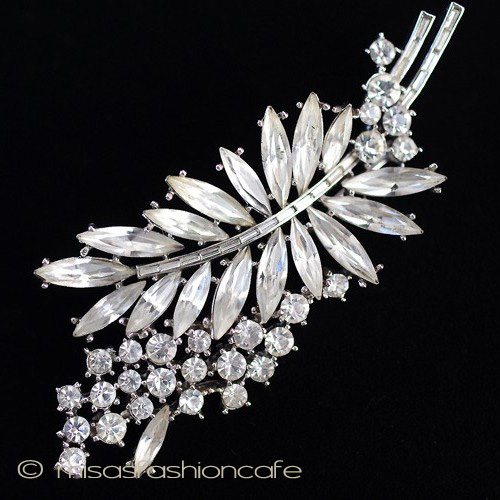 （画像用） クラウン　トリファリ ＴＲＩＦＡＲＩ　ブローチ