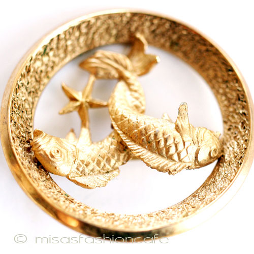 （画像用） Trifari　トリファリ 鯉・魚座ブローチ