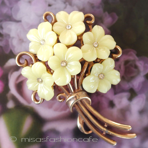 （画像用） Ｔｒｉｆａｒｉトリファリ ガラスのお花ブーケ