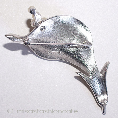 （画像用） Trifari　 トリファリ パール　カーラーの花