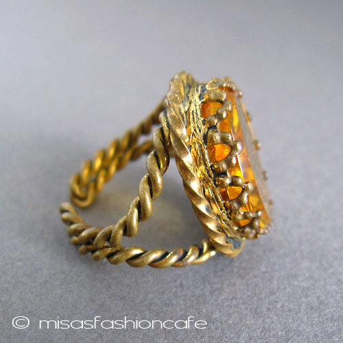 （画像用） ハニー・カットグラス アンティーク　リング