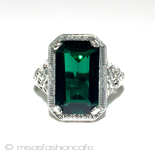 （画像用） エメラルド　銀製お花　 スターリング刻印　リング