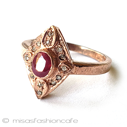 （画像用） アンティークジュエリー指輪 天然ルビー＆ダイヤモンド
