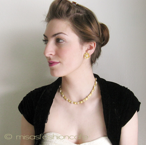 （画像用） クラウンTrifari トリファリ パール小花　3点セット