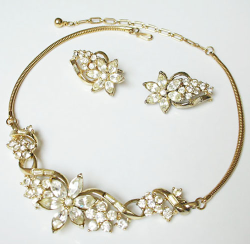 （画像用） Coroコロペガサス ネックレス・イヤリングセット