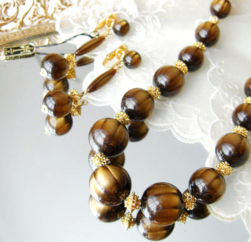 （画像用） クラウンTrifari ネックレス＆イヤリングセット