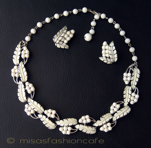 （画像用） Coroコロ白い花セット