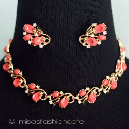 （画像用） Trifari　 トリファリ コーラルベリーSET