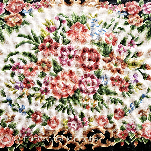 （画像用） ヴィンテージ　バッグ 総刺繍お花プチポアン