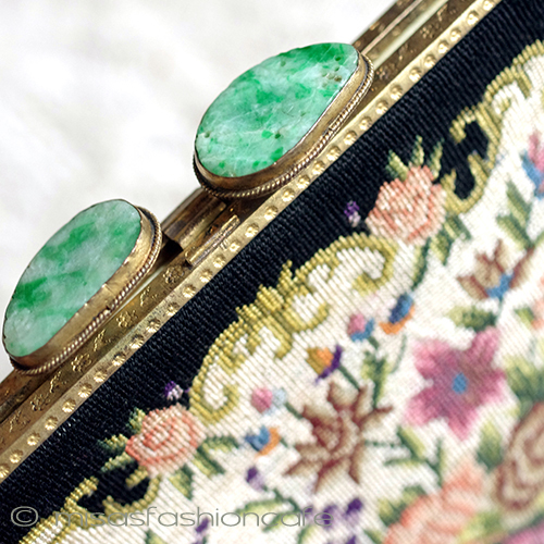 （画像用） アンティークバッグ 天然石と花刺繍プチポアン