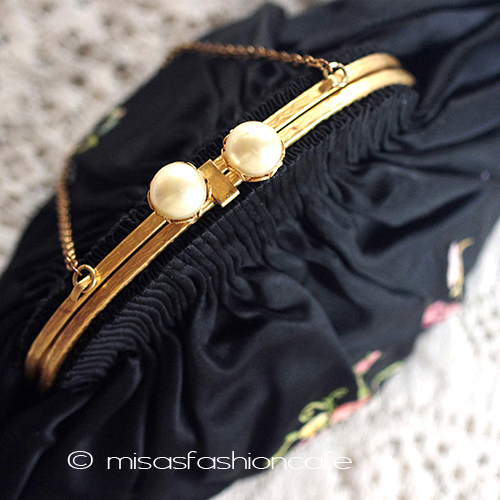 （画像用） アンティークバッグ　仏製 お花刺繍とパール金具